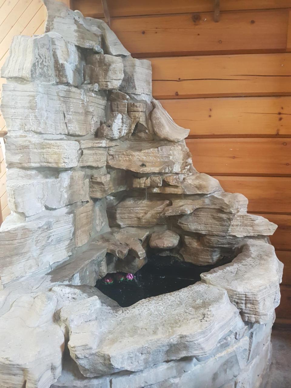The Spirit Rock Outpost & Lodge Wiarton Exterior photo